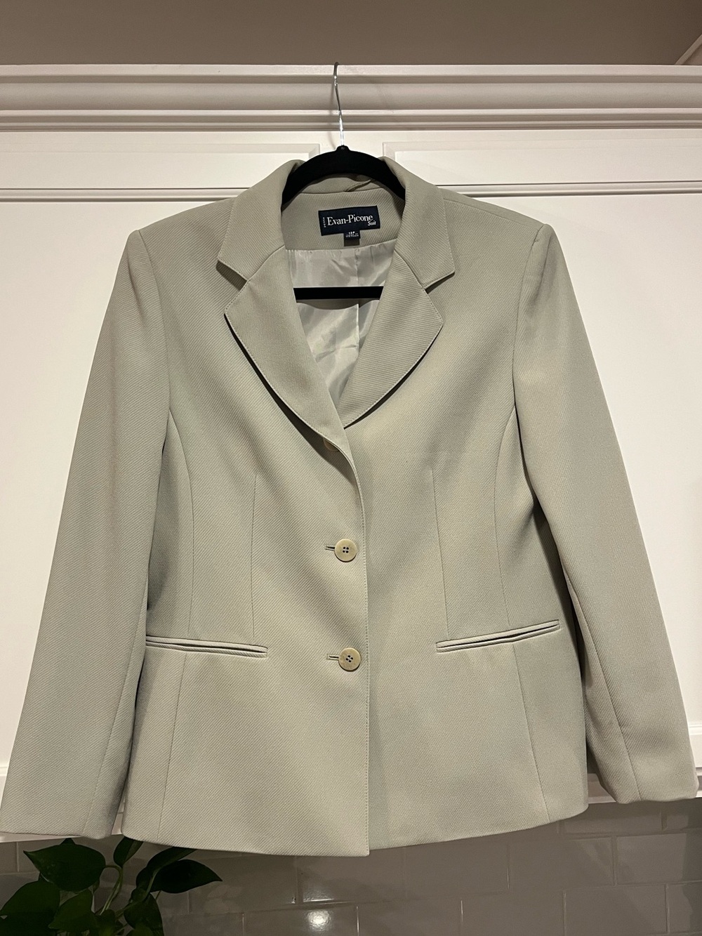 Evan Picone Women's Cream Tailored Blazer